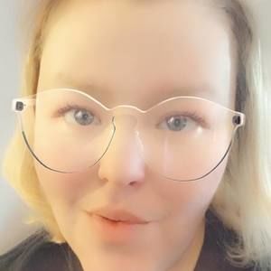 Meet your Posher, Micki